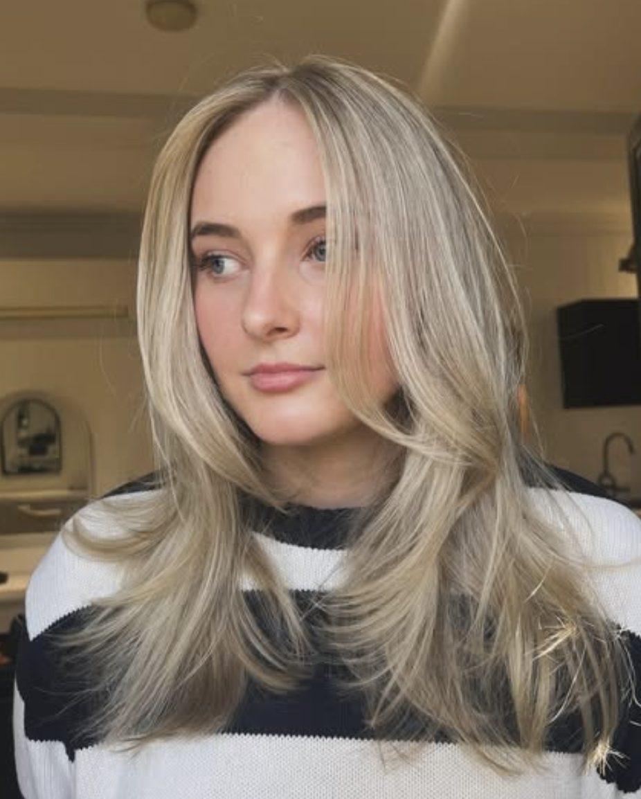Bright, cool-toned blonde colour